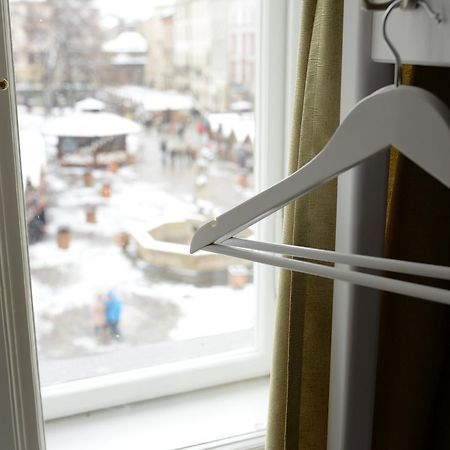 Free People Hostel Лвив Екстериор снимка